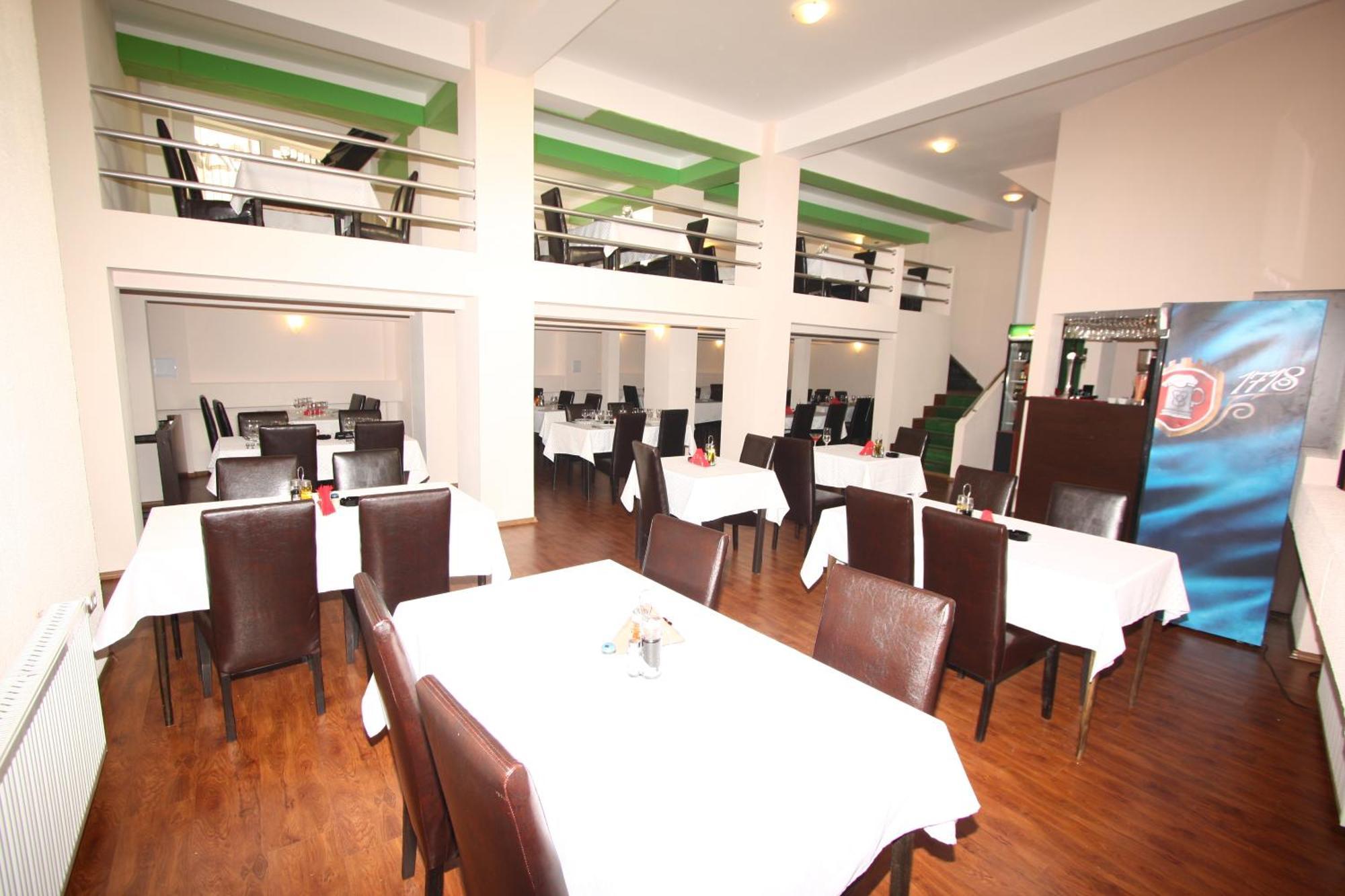 Hotel Basarab Bucharest Exterior photo